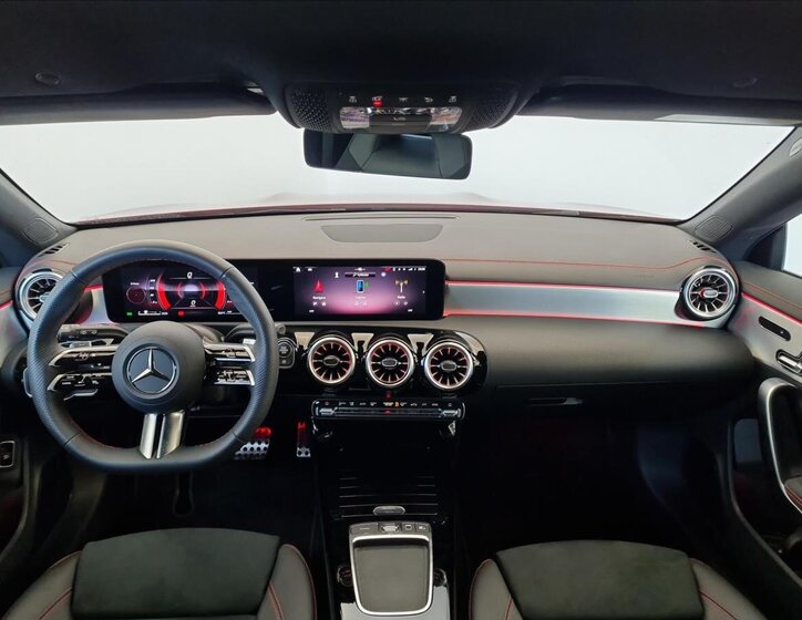 Mercedes-Benz CLA 13