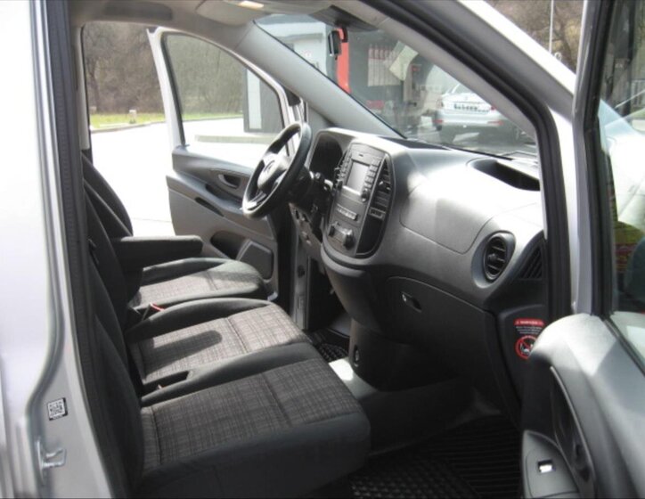 Mercedes-Benz Vito Kombi 2,1 l 100 kw