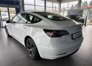 Tesla Model 3 Sedan 0,0 366 kw