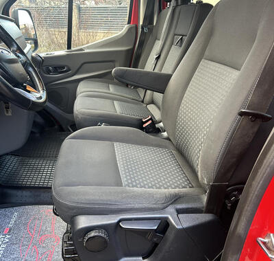 Ford Transit 19