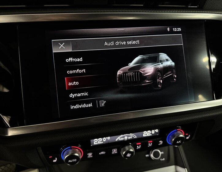 Audi Q3 SUV / Terénní 2,0 l 170 kw