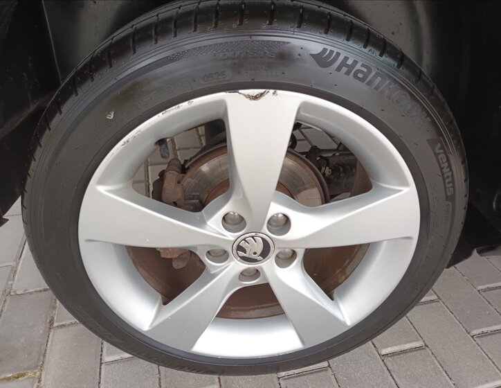 Škoda Rapid Hatchback 1,2 l 66 kw