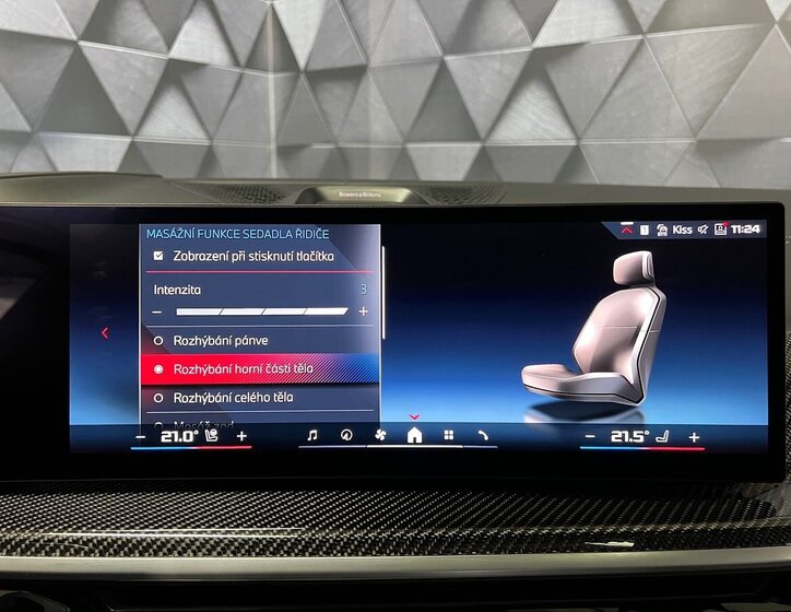 BMW X7 SUV / Terénní 4,4 l 390 kw