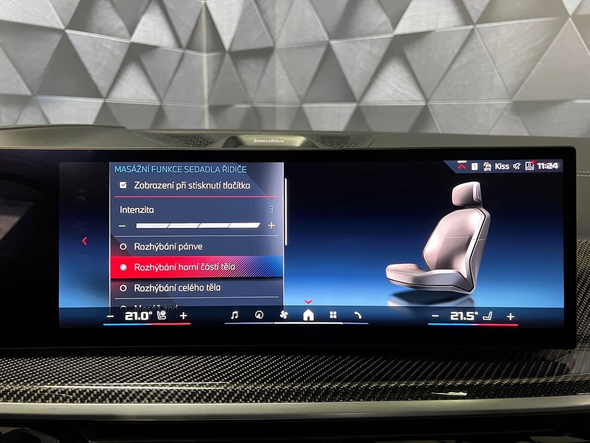 BMW X7 SUV / Terénní 4,4 l 390 kw