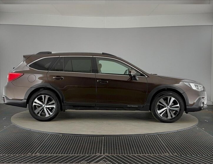 Subaru Outback Kombi 2,5 l 129 kw