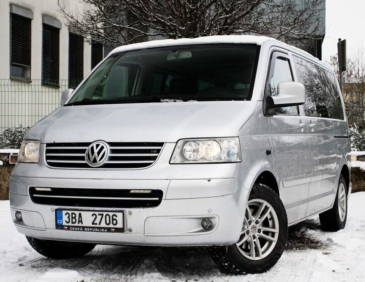 Volkswagen Ostatní VAN-Minibus 2,5 l 128 kw