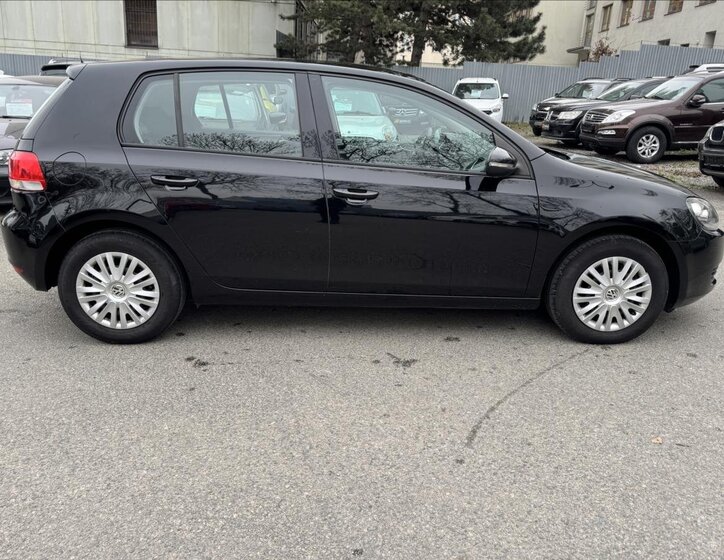 Volkswagen Golf Hatchback 1,6 l 77 kw