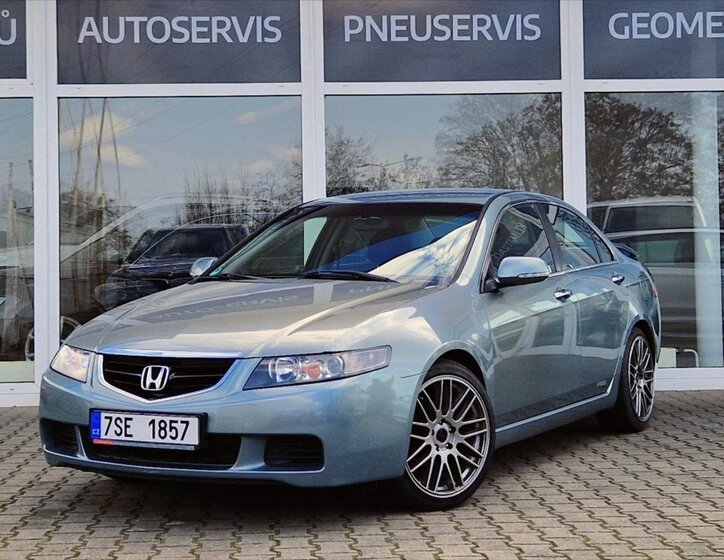 Honda Accord Sedan / Limuzína 2,0 l 114 kw