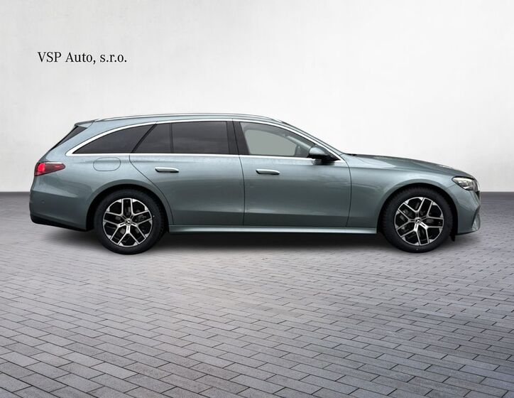 Mercedes-Benz Třídy E 7