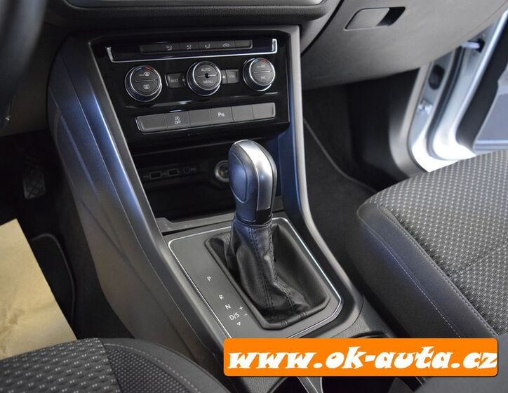 Volkswagen Touran 36