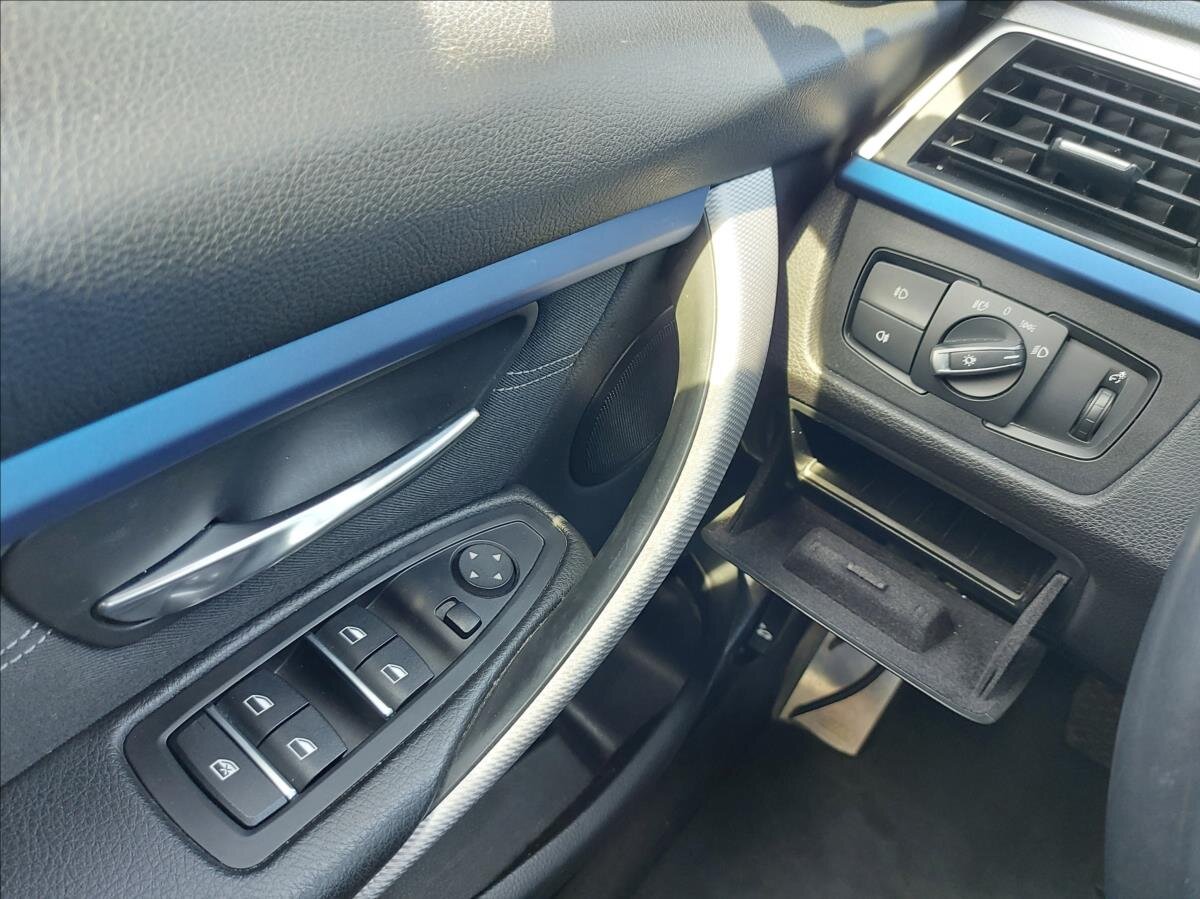 BMW Řada 3 Kombi 2,0 l 140 kw