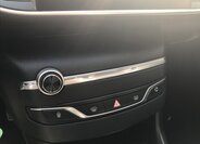 Peugeot 308 Kombi 1,5 l 75 kw