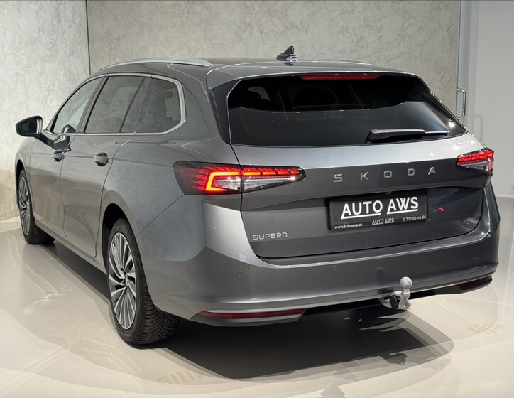 Škoda Superb 11