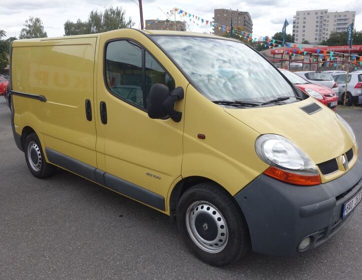 Renault Trafic 4