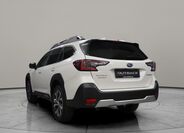Subaru Outback 5
