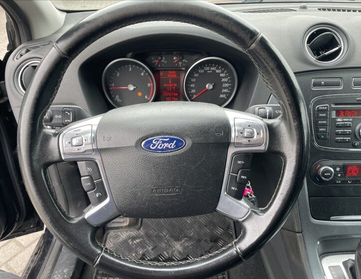 Ford Mondeo Kombi 2,0 l 103 kw