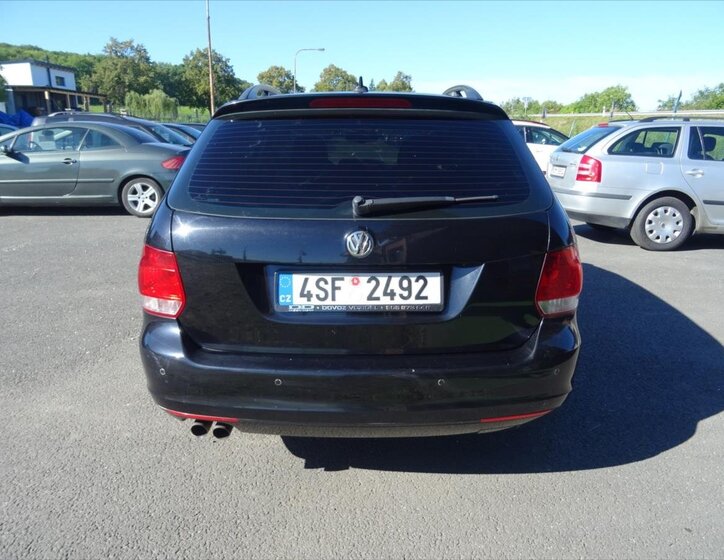 Volkswagen Golf Kombi 2,0 l 103 kw