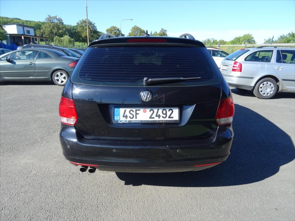 Volkswagen Golf Kombi 2,0 l 103 kw