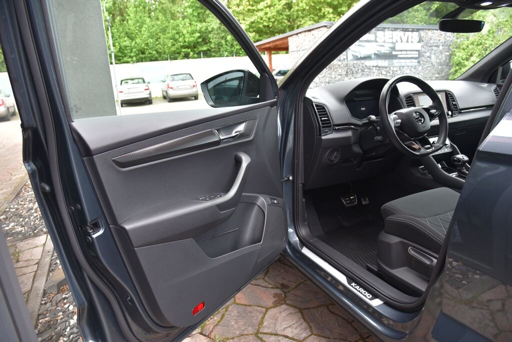 Škoda Karoq SUV / Terénní 1,5 l 110 kw