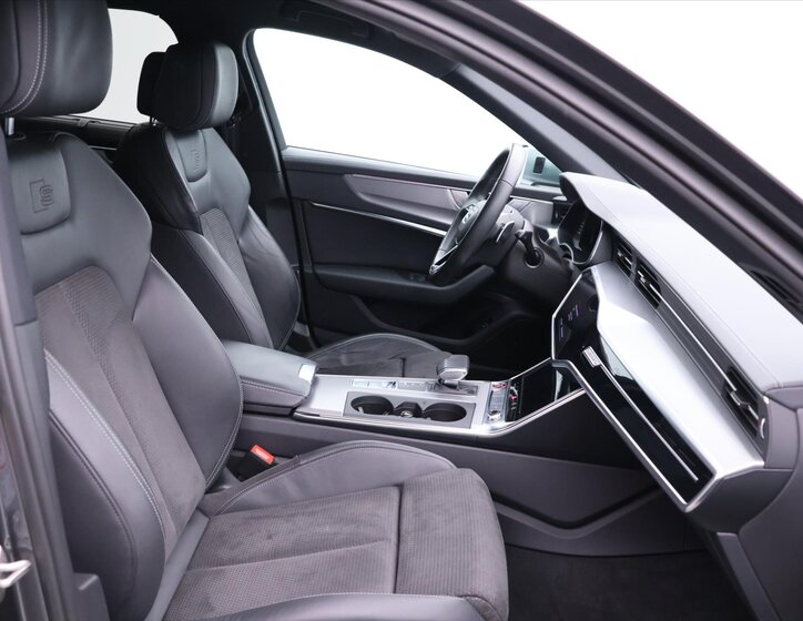 Audi S6 Kombi 3,0 l 253 kw