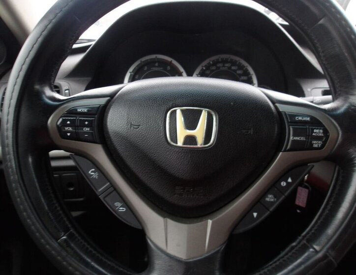 Honda Accord Kombi 2,2 l 110 kw