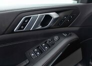 BMW X5 SUV / Terénní 4,4 l 390 kw