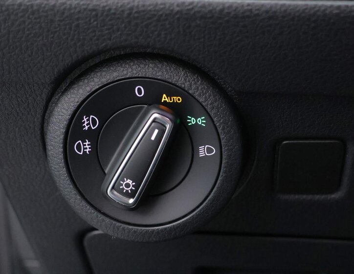 Volkswagen Multivan 21