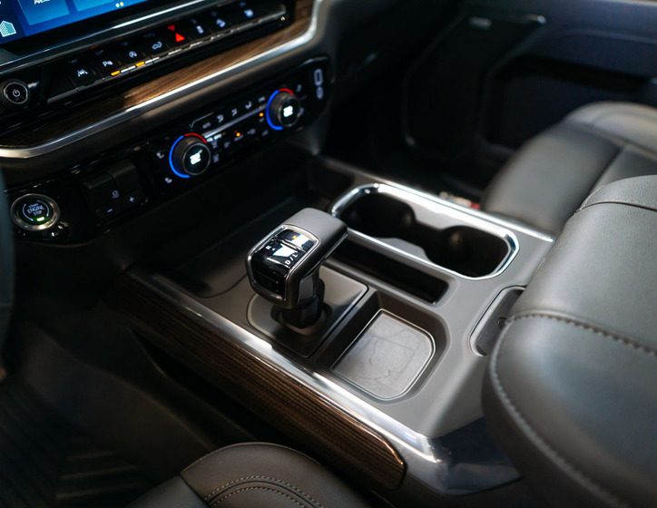 Chevrolet Silverado 25