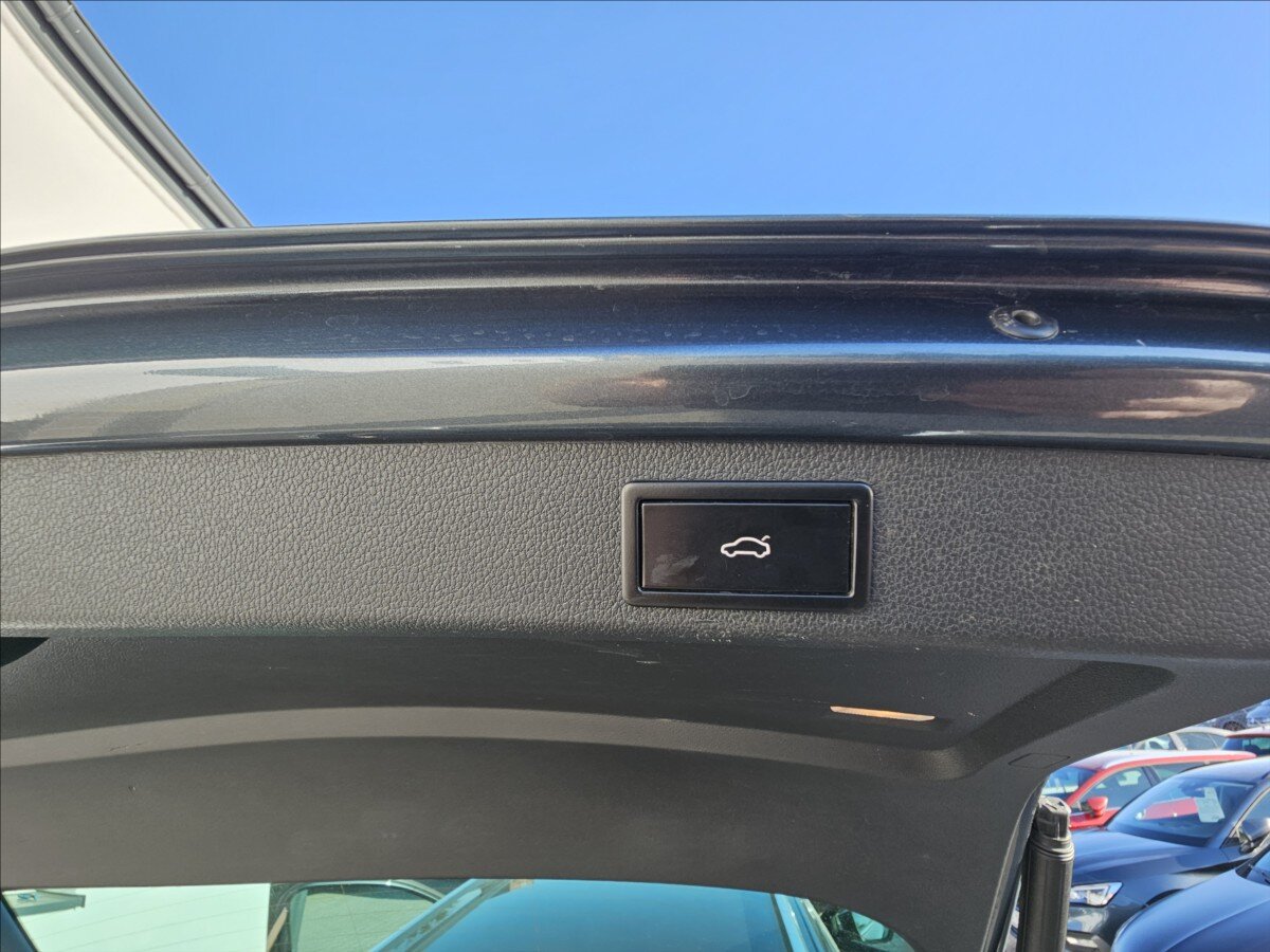 Škoda Superb Kombi 2,0 l 140 kw