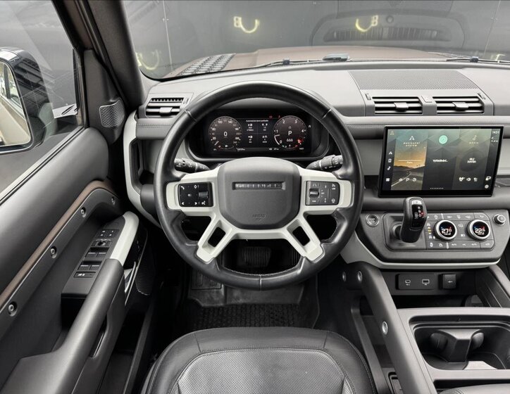 Land Rover Defender Ostatní 3,0 l 221 kw