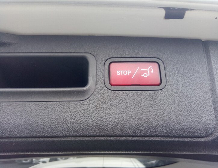 Mercedes-Benz Třídy R 15