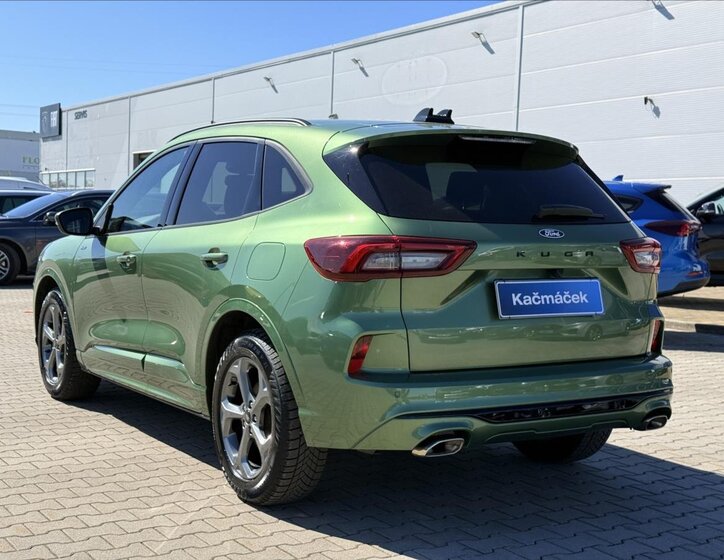 Ford Kuga SUV / Terénní 1,5 l 137 kw