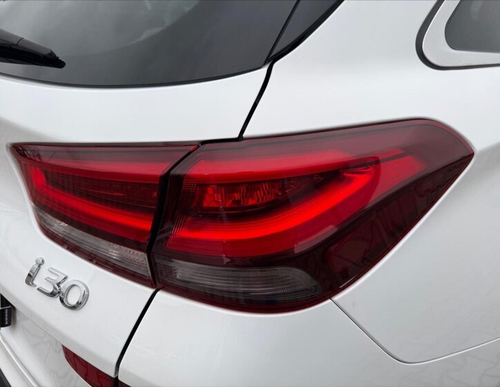 Hyundai i30 Kombi 1,4 l 103 kw