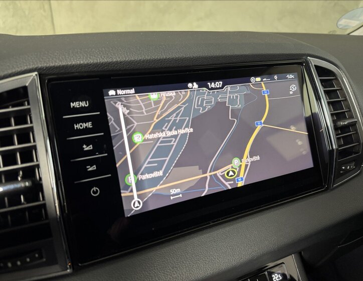 Škoda Karoq SUV / Terénní 2,0 l 110 kw