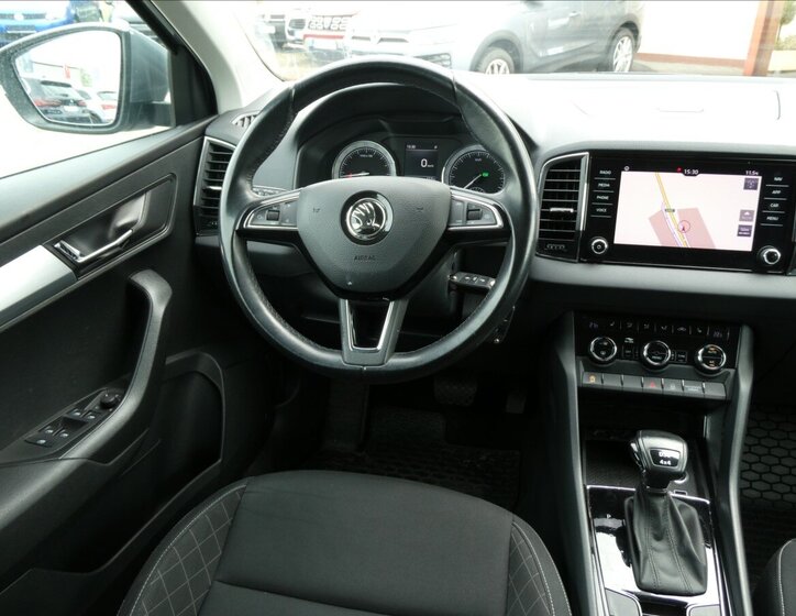 Škoda Karoq SUV / Terénní 2,0 l 110 kw