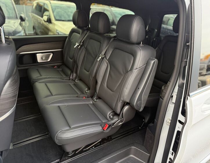 Mercedes-Benz Třídy V 9