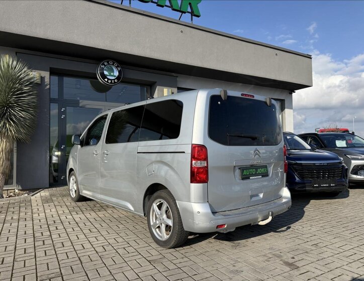 Citroën SpaceTourer MPV 2,0 l 130 kw