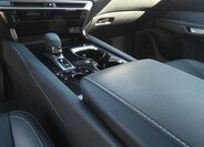 Lexus RX 350h SUV / Terénní 2,5 l 140 kw