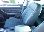 Volkswagen Passat Sedan / Limuzína 2,0 l 110 kw