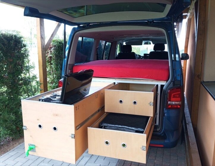 Volkswagen Caravelle VAN / Minibus 0,0 103 kw