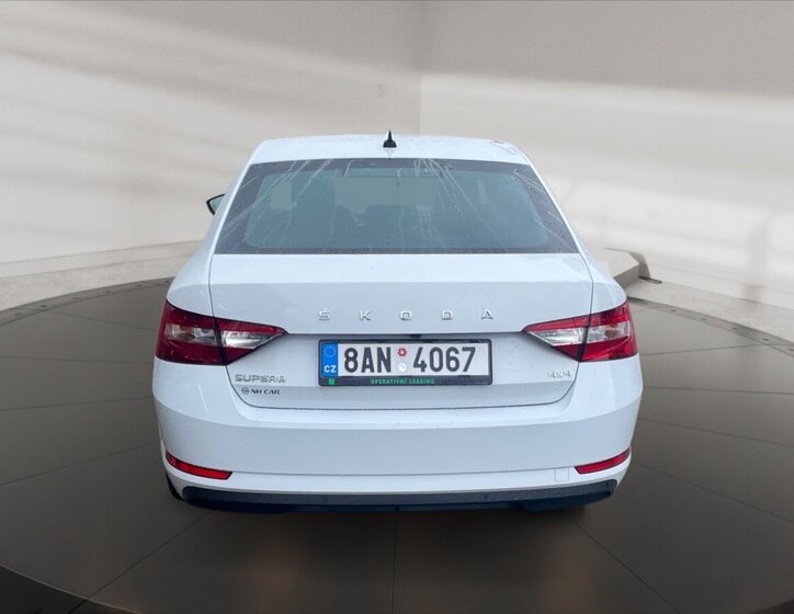 Škoda Superb Liftback 2,0 l 147 kw