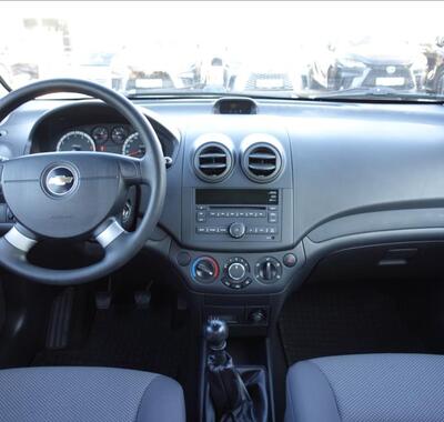 Chevrolet Aveo 9