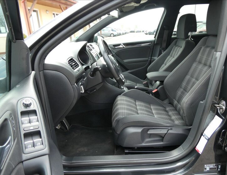 Volkswagen Golf Hatchback 2,0 l 125 kw