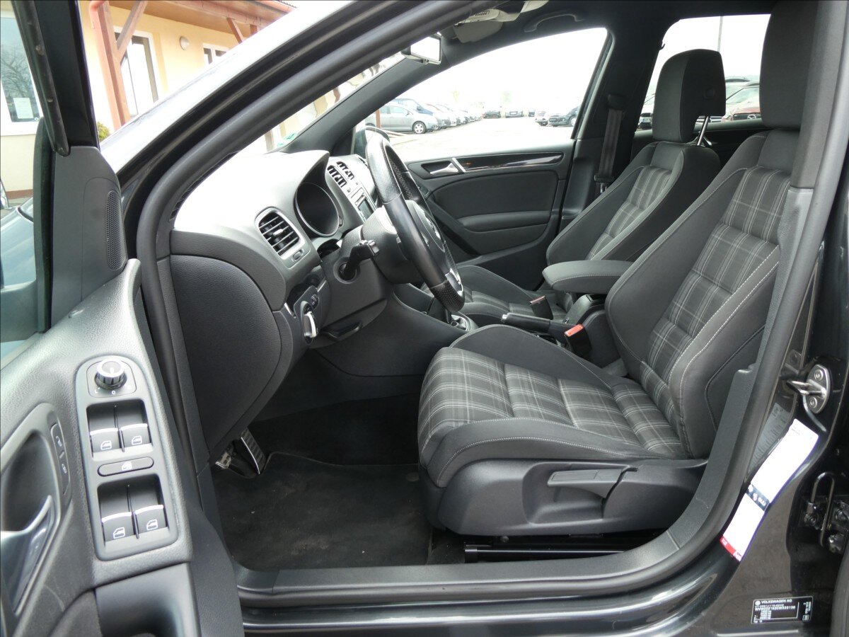 Volkswagen Golf Hatchback 2,0 l 125 kw