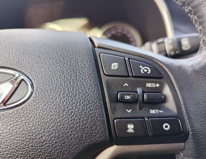 Hyundai Tucson SUV 2,0 l 136 kw