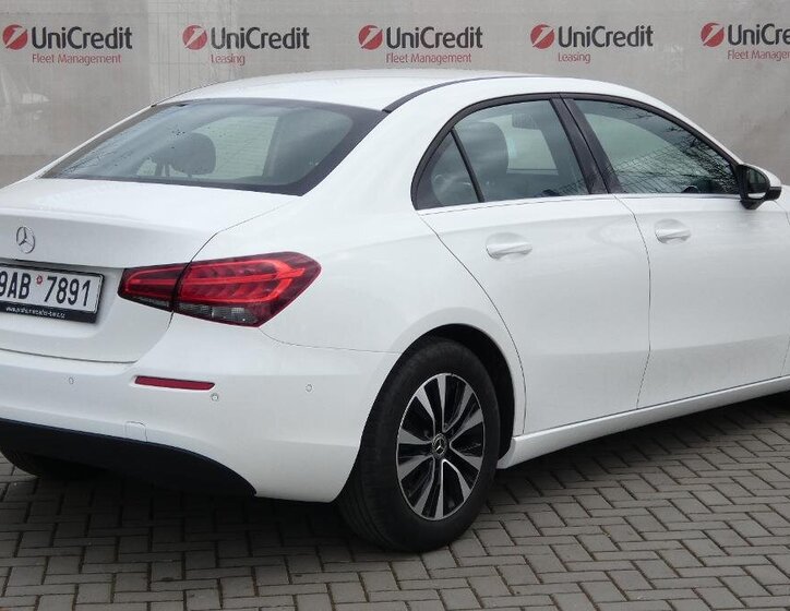 Mercedes-Benz Třídy A Sedan / Limuzína 2,0 l 85 kw
