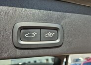 Volvo XC40 SUV / Terénní 2,0 l 120 kw