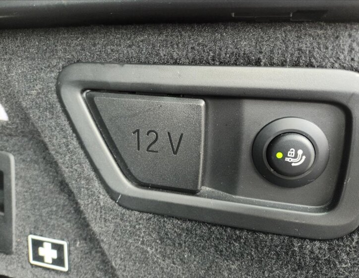 BMW X7 SUV / Terénní 4,4 l 390 kw