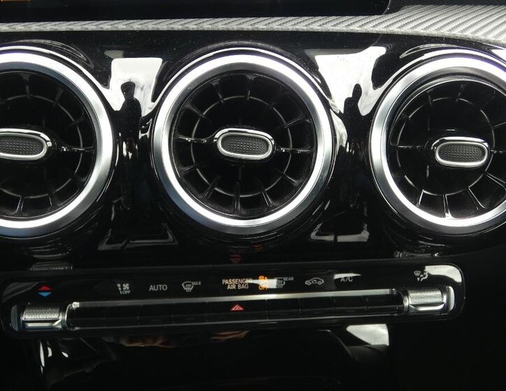 Mercedes-Benz Třídy A Sedan / Limuzína 2,0 l 85 kw