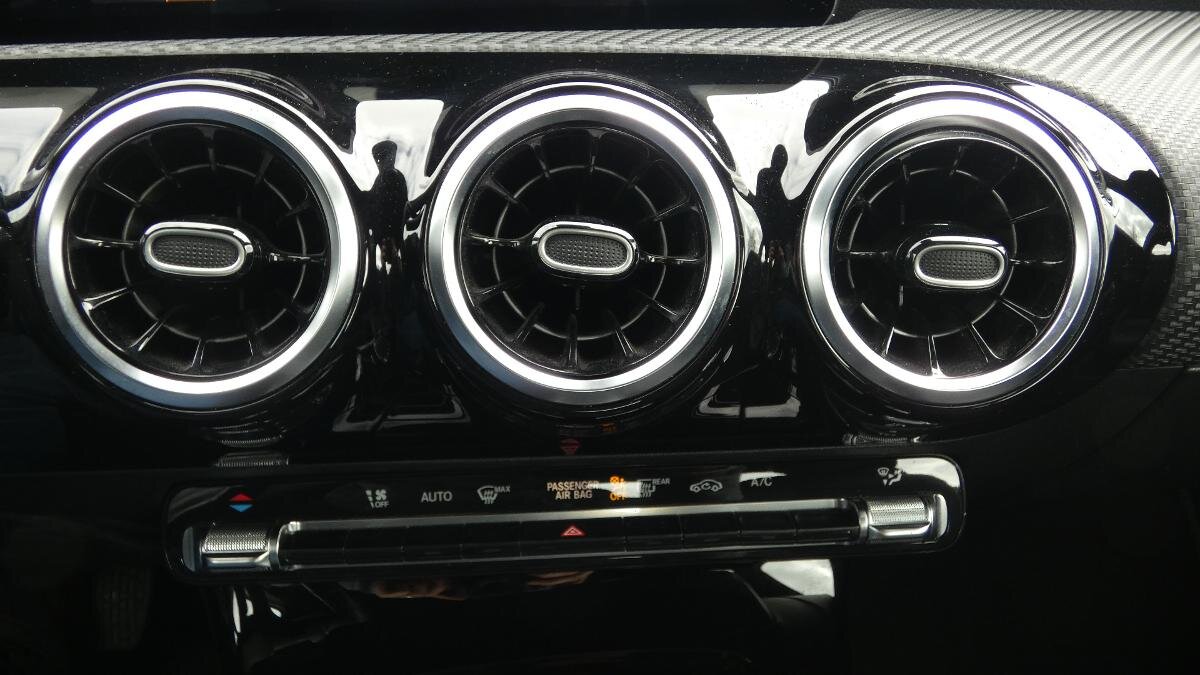 Mercedes-Benz Třídy A Sedan / Limuzína 2,0 l 85 kw